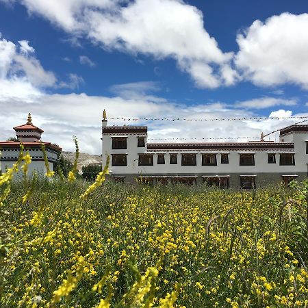 Royal Mustang Resort Nambo Exterior photo